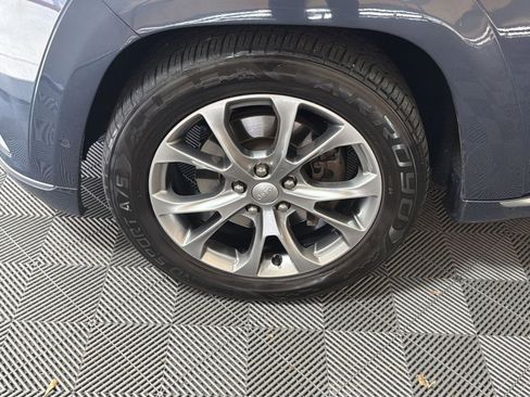 Used 2021 Jeep Grand Cherokee Summit image 12