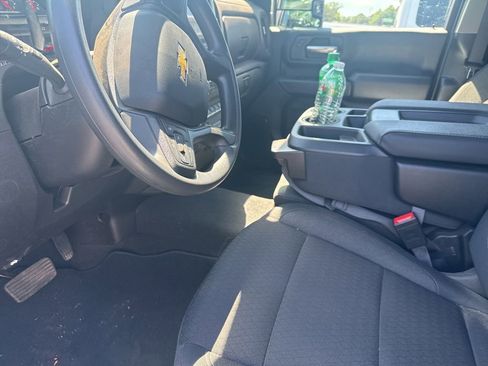 Used 2026 Chevrolet Silverado 2500 Custom w/ Custom Value Package AWD/4WD image 9