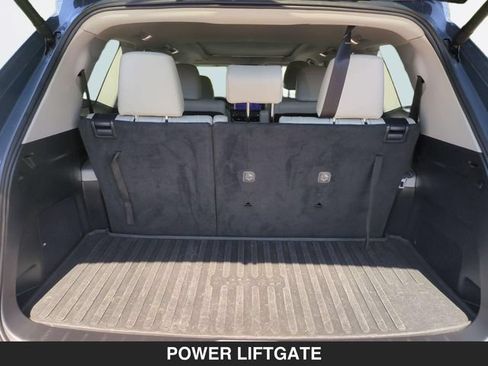 Used 2024 Toyota Grand Highlander AWD image 30