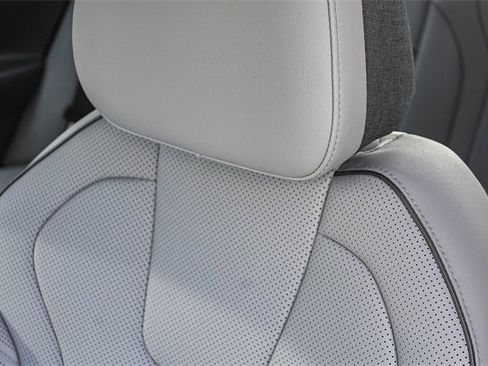 New 2026 Hyundai Elantra Limited image 26