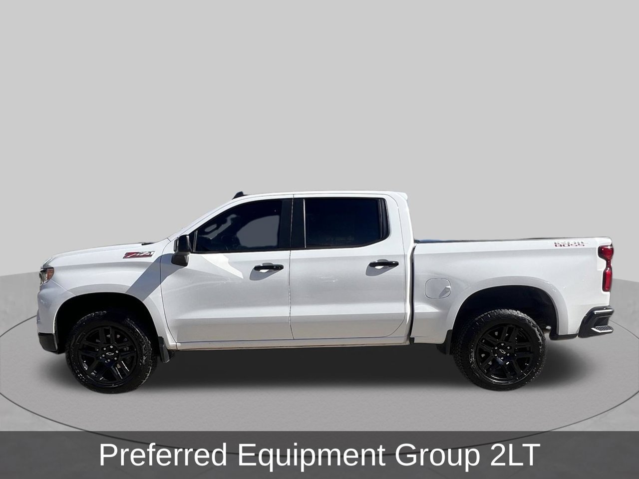 Used 2023 Chevrolet Silverado 1500 LT Trail Boss w/ Convenience Package II AWD/4WD image 2