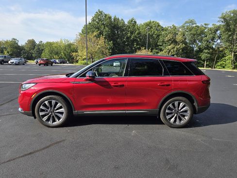 Used 2022 Lincoln Corsair Reserve w/ Equipment Group 201A AWD/4WD image 5