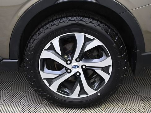 Used 2020 Subaru Outback Limited XT w/ Popular Package #2 image 20