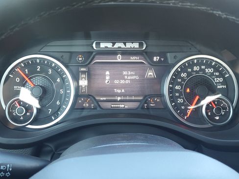 New 2026 RAM 1500 Big Horn AWD/4WD image 10