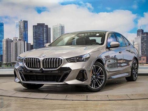 New 2026 BMW 530i xDrive w/ M Sport Package image 2