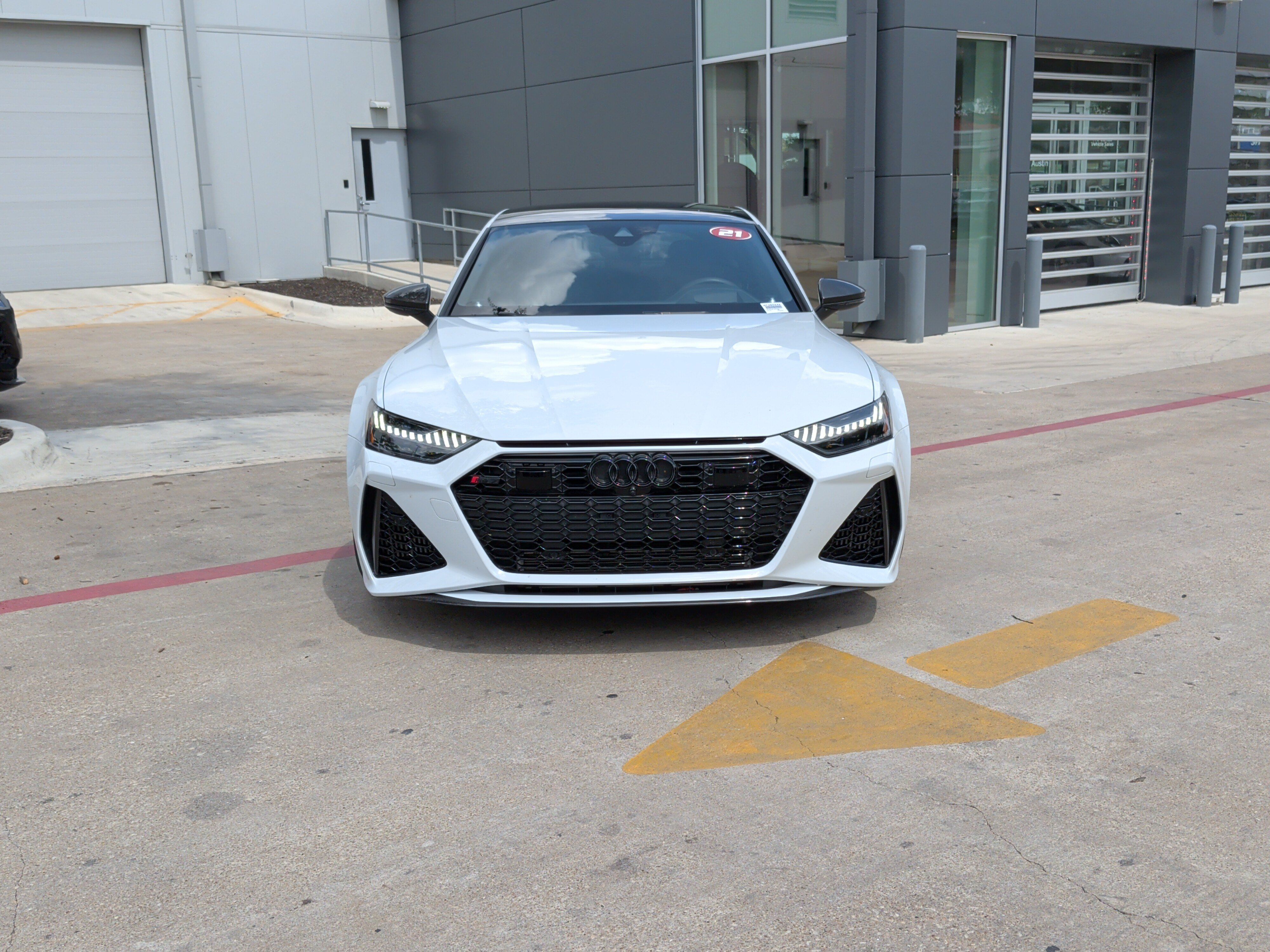 Used 2021 Audi RS 7 Sportback w/ Carbon Optic Package AWD/4WD image 3