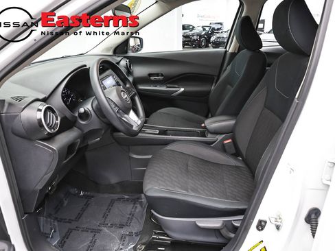 Used 2024 Nissan Kicks SV FWD image 14