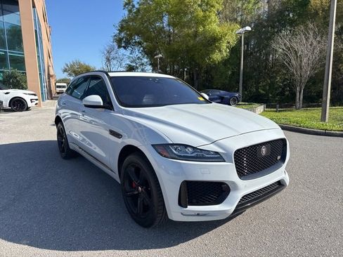 Used 2019 Jaguar F-PACE S image 8