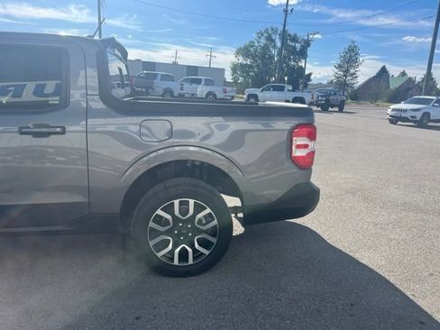 Used 2022 Ford Maverick Lariat FWD image 7