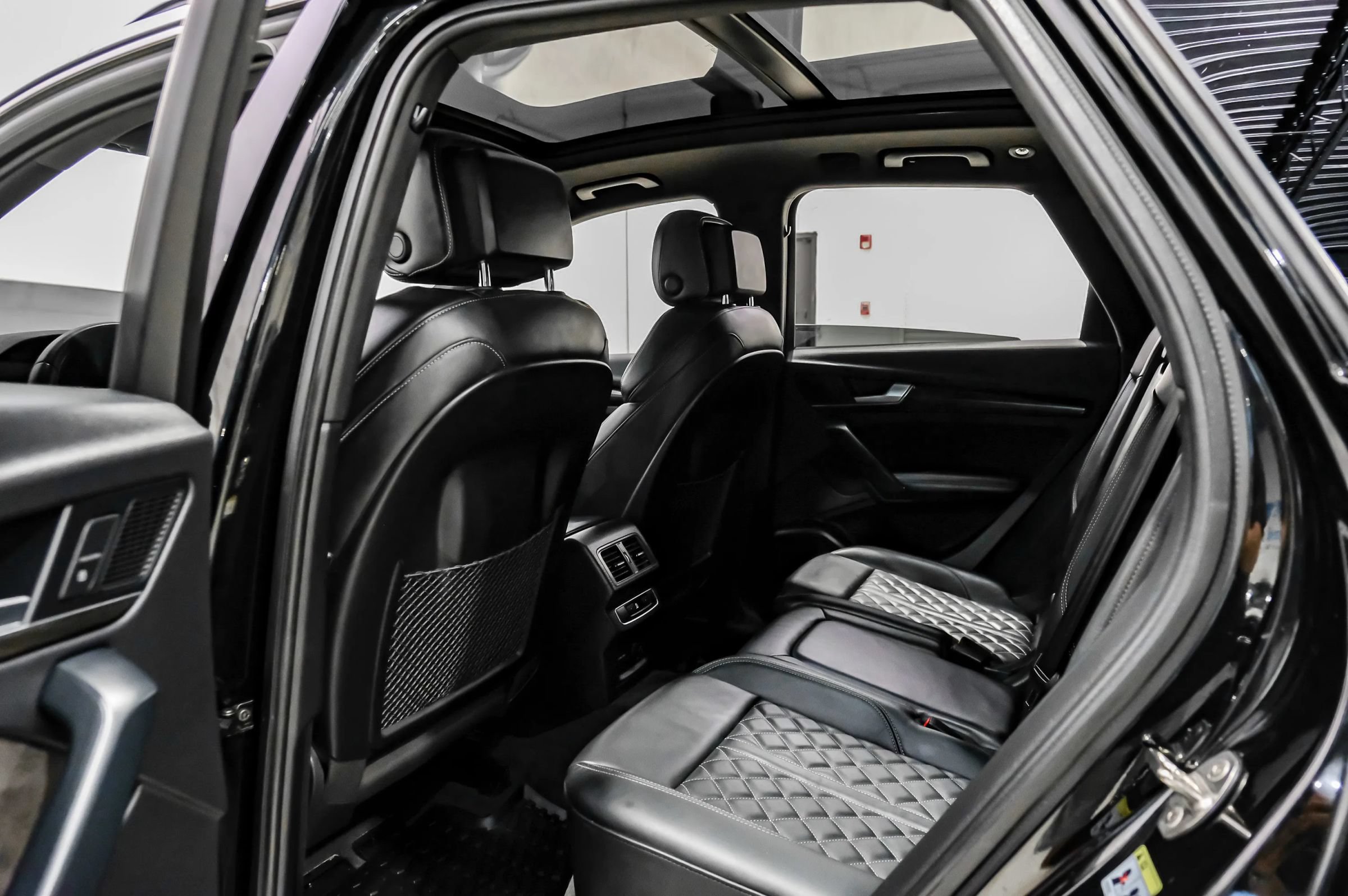Used 2020 Audi SQ5 Prestige AWD/4WD image 50