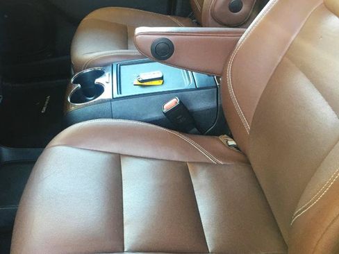 Used 2015 Toyota Sienna Limited FWD image 12