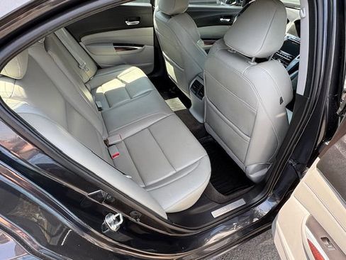 Used 2015 Acura TLX FWD image 20