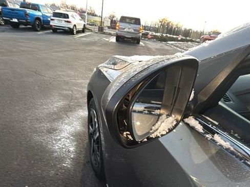 Used 2024 Nissan Sentra SV image 39