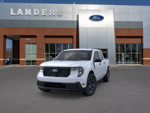 New 2025 Ford Maverick XLT w/ XLT Luxury Package image 2