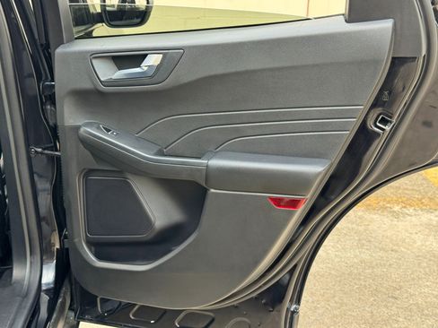 Used 2024 Ford Escape ST-Line w/ Tech Pack #1 FWD image 41
