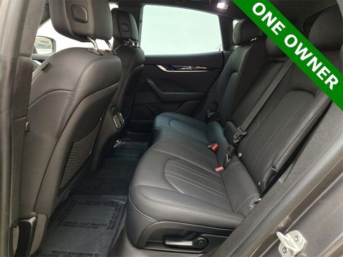 Used 2021 Maserati Levante S image 20