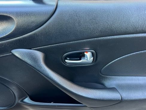 Used 2003 MAZDA MX-5 Miata RWD image 17