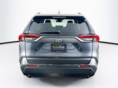 Used 2025 Toyota RAV4 XLE Premium w/ Weather Package image 7