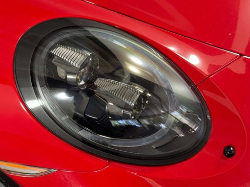 Used 2018 Porsche 911 GT3 image 9