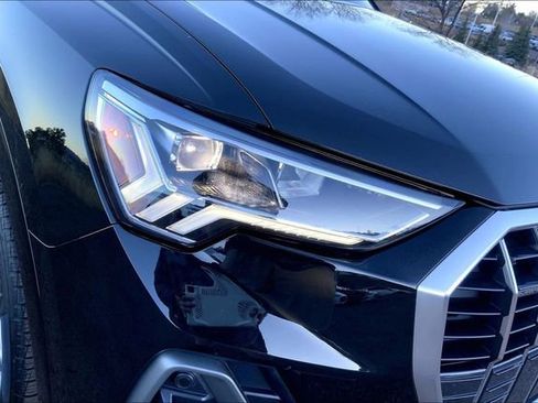 Certified 2025 Audi Q3 2.0T Premium w/ Convenience Package image 28