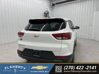 New 2026 Chevrolet TrailBlazer LS w/ LS Convenience Package AWD/4WD video 3