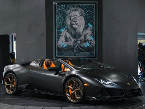 Used 2020 Lamborghini Huracan EVO AWD/4WD image 16
