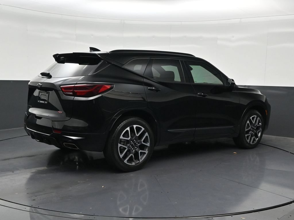 Used 2023 Chevrolet Blazer RS FWD image 5