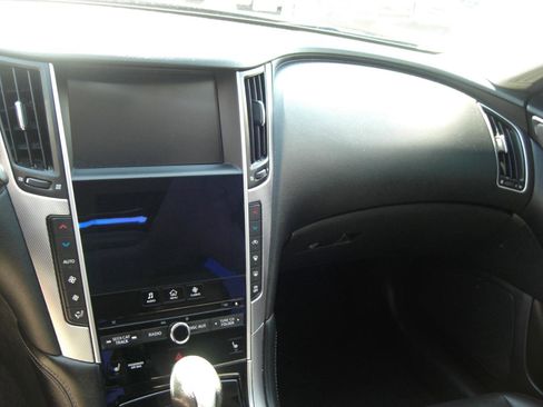 Used 2015 INFINITI Q50 Premium w/ Navigation Package AWD/4WD image 10
