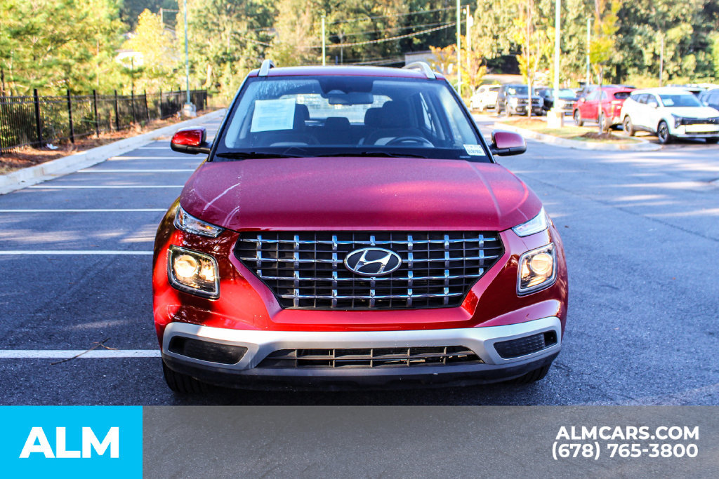 Used 2025 Hyundai Venue SEL FWD image 9