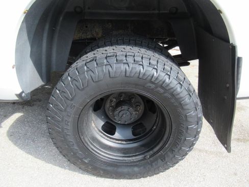 Used 2012 RAM 3500 SLT w/ Max Tow Pkg AWD/4WD image 5