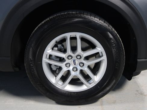 New 2026 Ford Explorer Active image 28