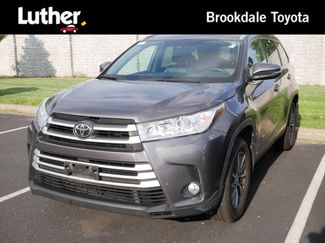 Used 2019 Toyota Highlander XLE AWD/4WD video 1