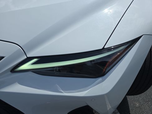 Used 2025 Lexus IS 350 F Sport w/ Navigation Package RWD image 30