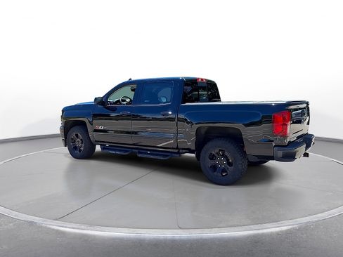 Used 2018 Chevrolet Silverado 1500 LTZ Z71 w/ LTZ Plus Package AWD/4WD image 6