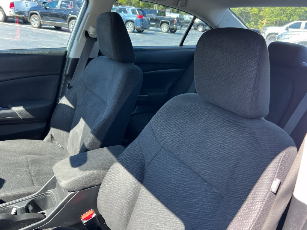 Used 2013 Honda Civic LX image 9