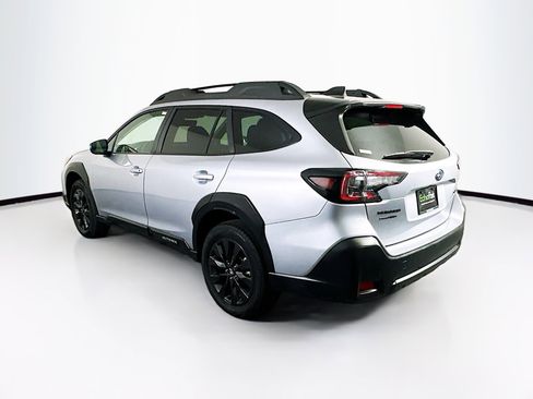 Used 2025 Subaru Outback Onyx Edition AWD/4WD image 5
