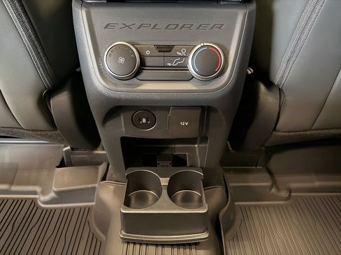 New 2026 Ford Explorer Active w/ Active Comfort Package AWD/4WD image 14