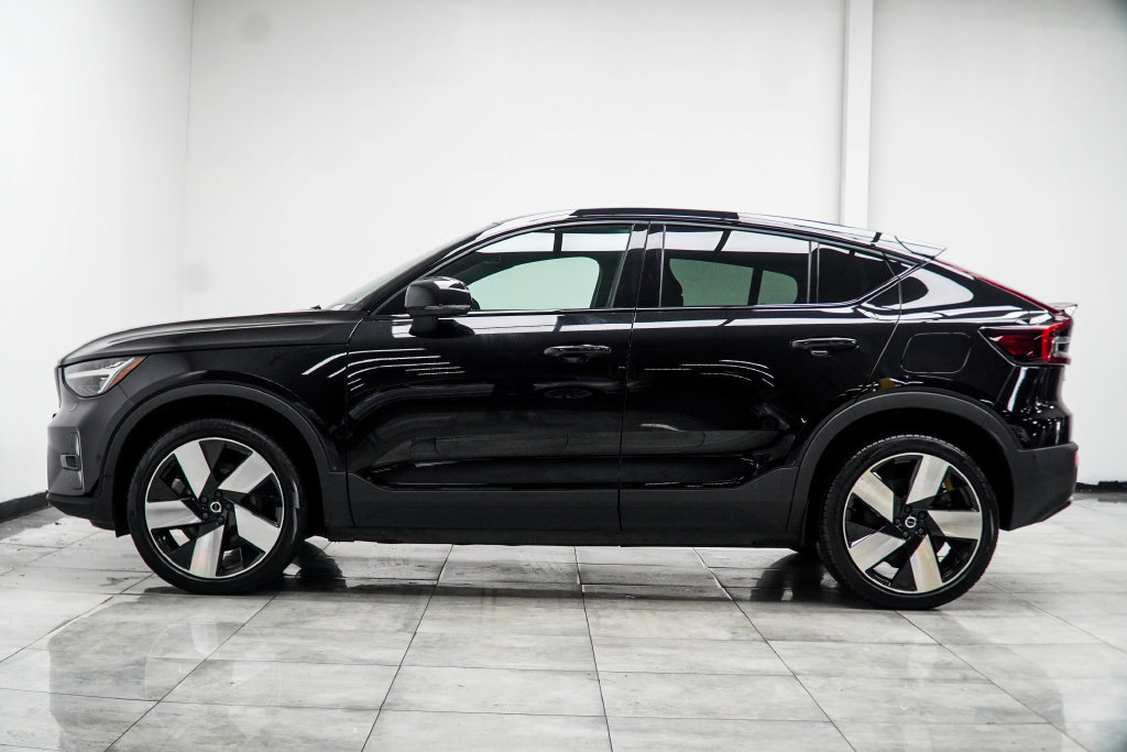Used 2023 Volvo C40 P8 Recharge Ultimate w/ Protection Package Premier AWD/4WD image 13