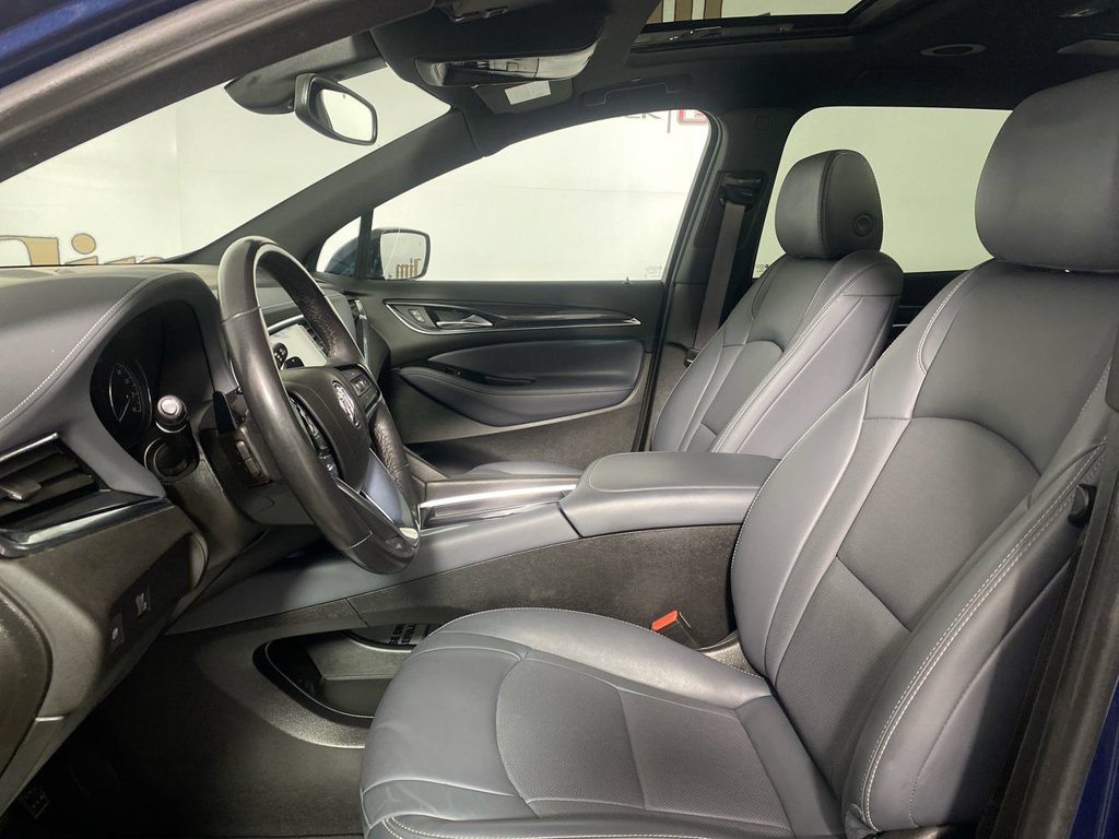 Used 2024 Buick Enclave Essence w/ Experience Buick Package FWD image 11