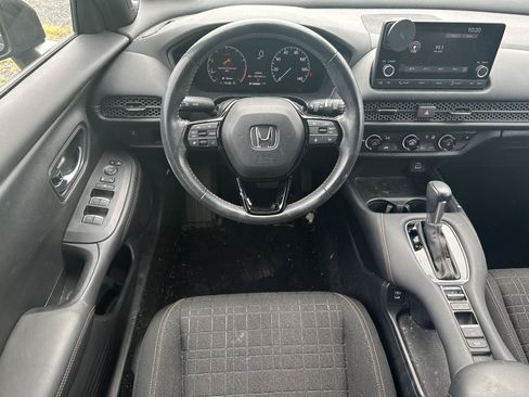 Used 2024 Honda HR-V Sport image 12