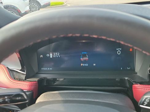 Certified 2024 Lincoln Corsair Reserve w/ Equipment Group 201A AWD/4WD image 12