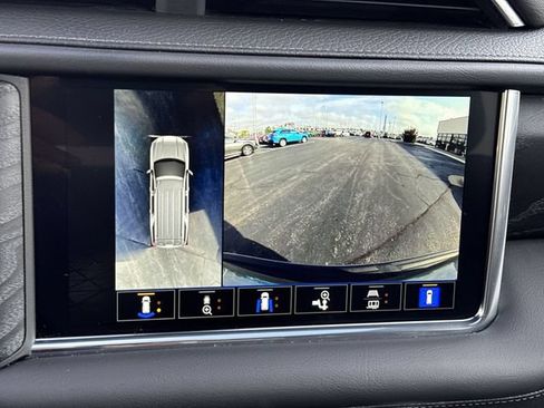 Used 2022 GMC Yukon Denali w/ Denali Reserve Package AWD/4WD image 26