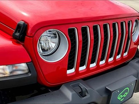 Used 2021 Jeep Gladiator Overland w/ Popular Equipment Package AWD/4WD image 34