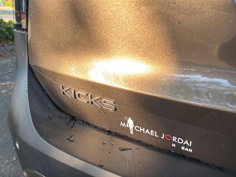 New 2026 Nissan Kicks SV image 14