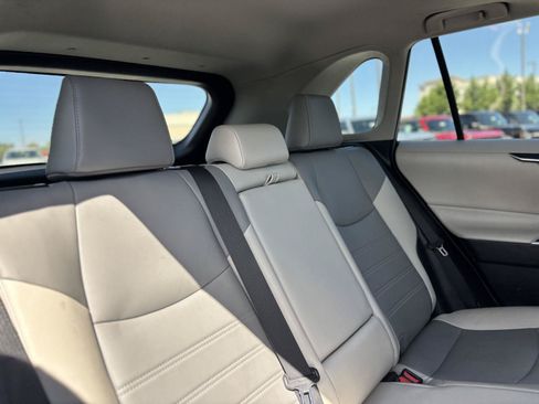Used 2020 Toyota RAV4 XLE Premium FWD image 22