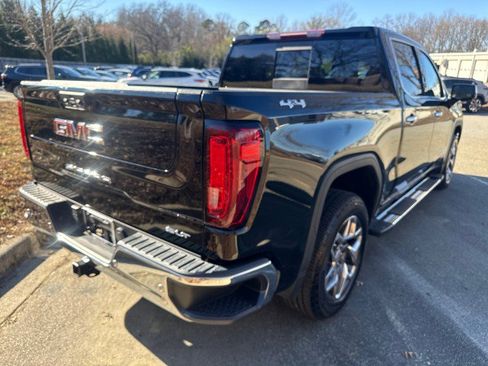 Used 2022 GMC Sierra 1500 SLT w/ SLT Premium Plus Package image 7