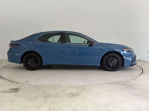 Used 2024 Toyota Camry SE FWD image 8