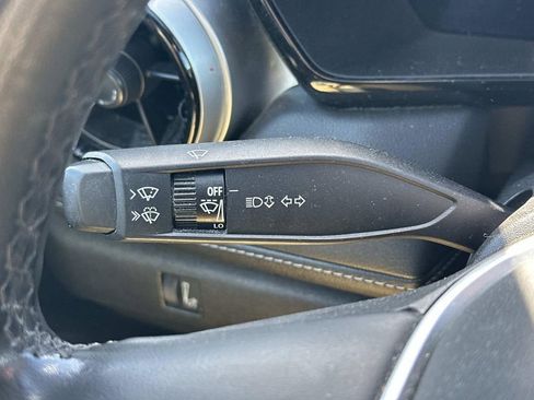 Used 2023 Chevrolet Colorado LT RWD image 24