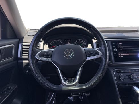 Used 2021 Volkswagen Atlas SE w/ Panoramic Sunroof Package AWD/4WD image 12