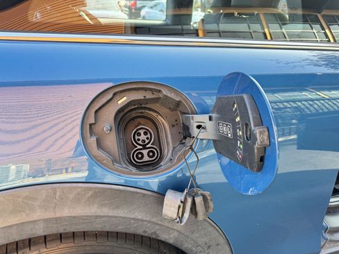 Used 2023 MINI Cooper SE FWD image 24